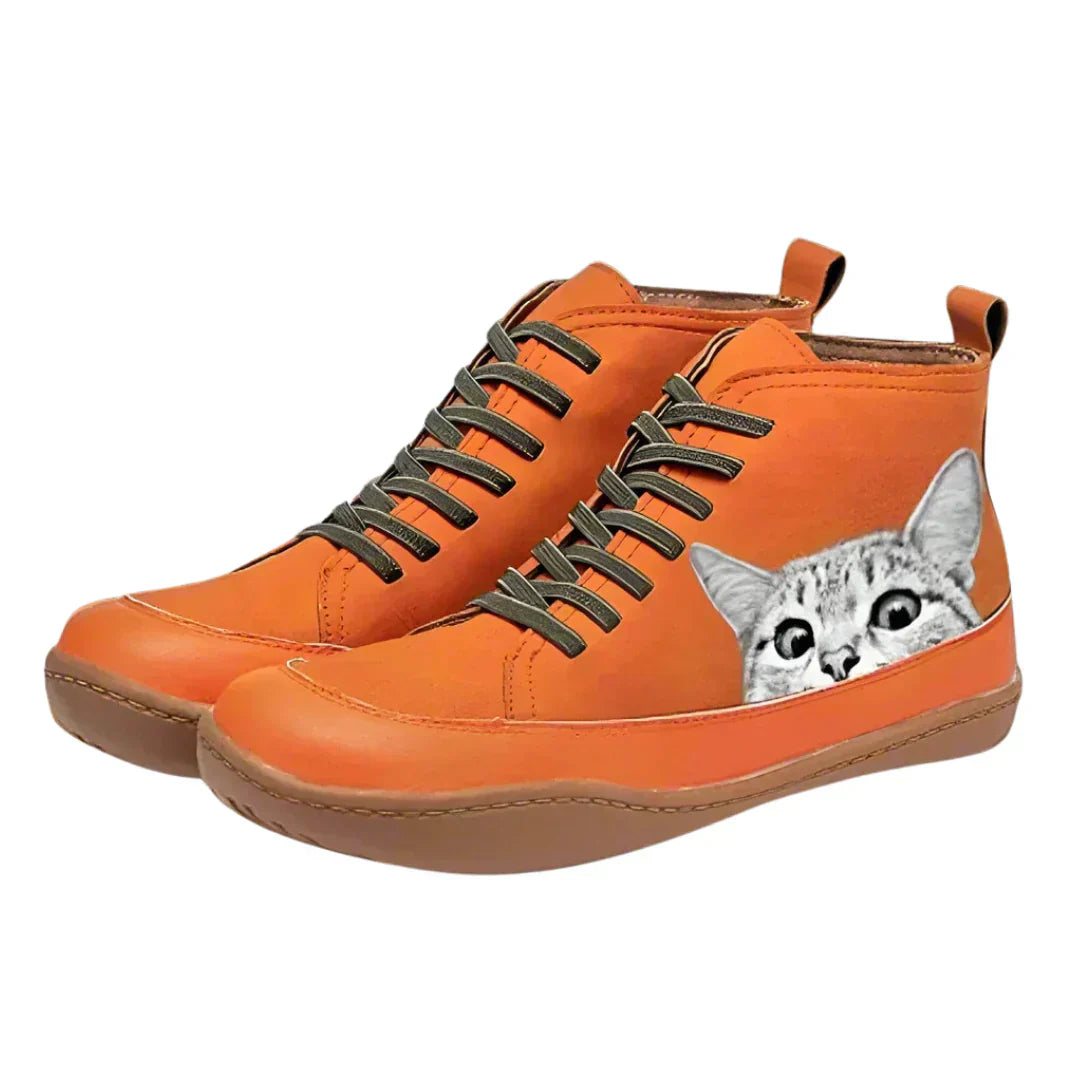 Botines de cuero para amantes de los gatos