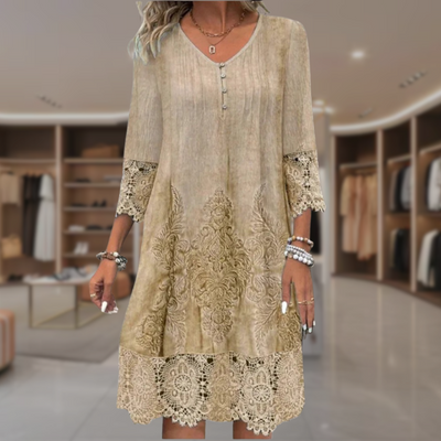 Desi | Vestido de encaje favorecedor