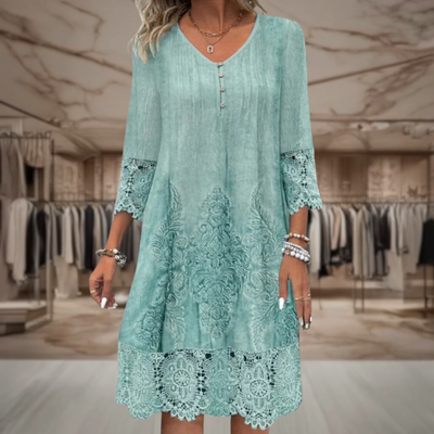 Desi | Vestido de encaje favorecedor