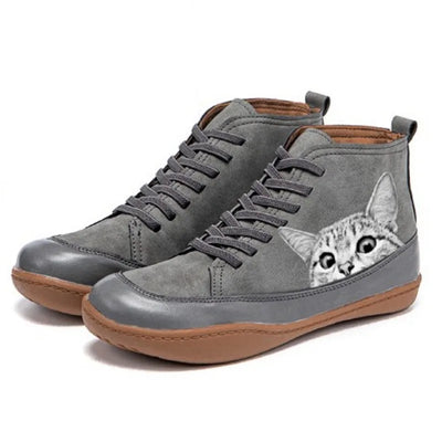 Botines de cuero para amantes de los gatos