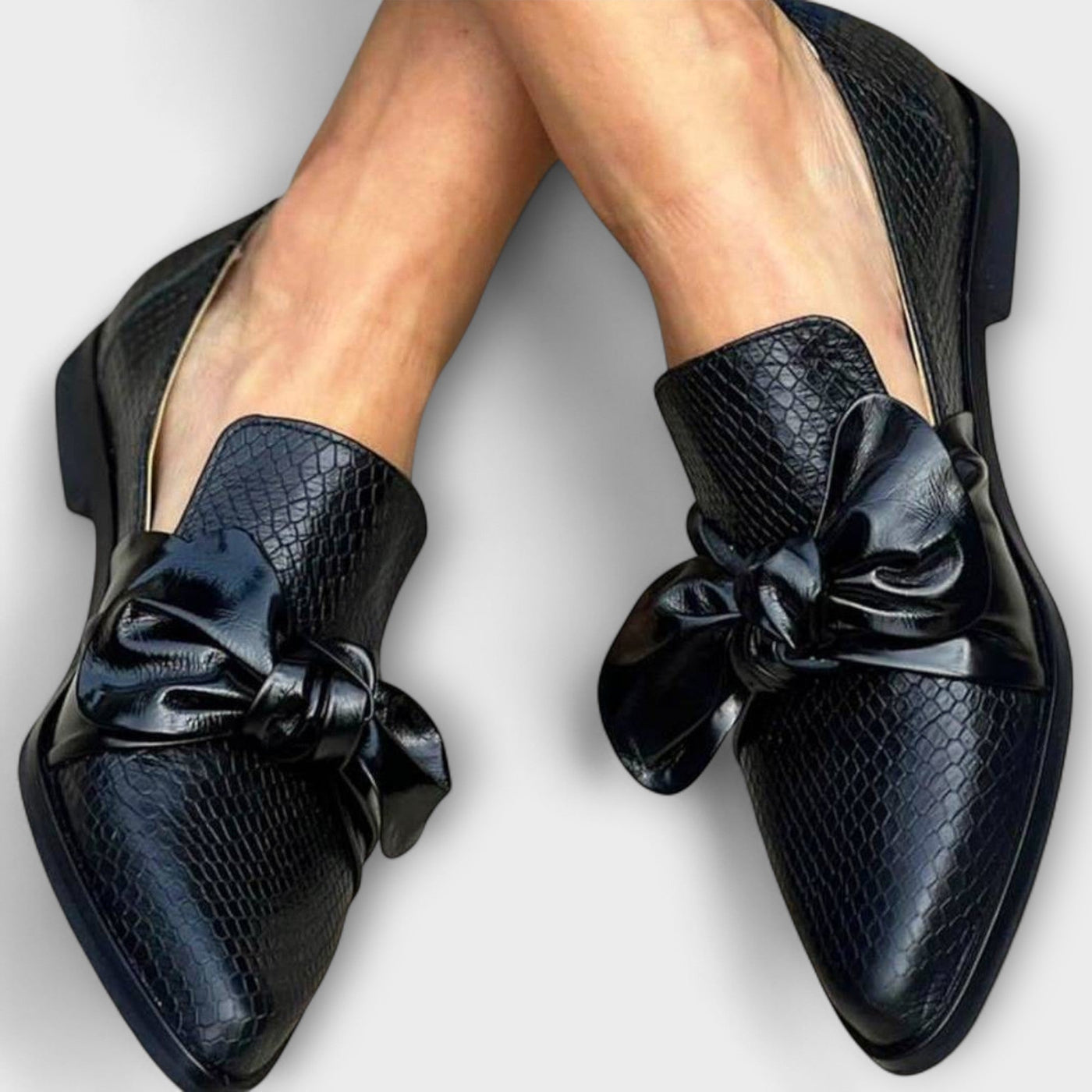 Claudia -  Mocasín con lazo decorativo