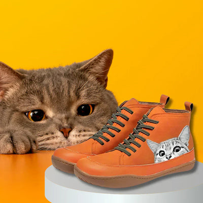 Botines de cuero para amantes de los gatos