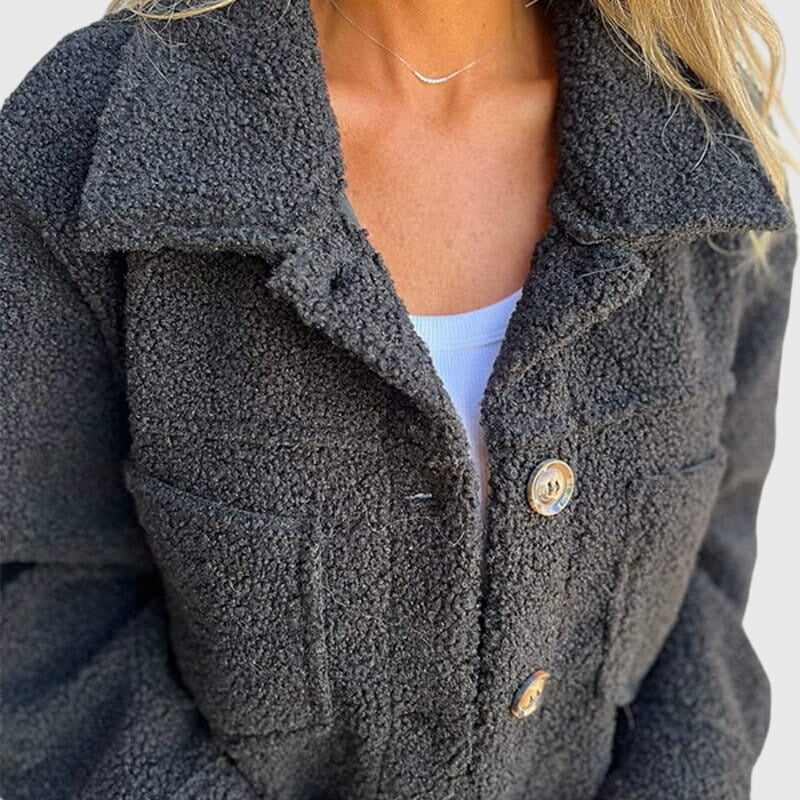 MILA | CHAQUETA DE PELUCHE ACOGEDORA