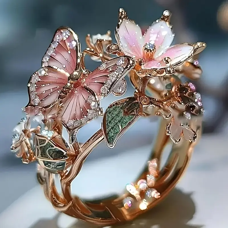 Anillo de circonita con mariposa