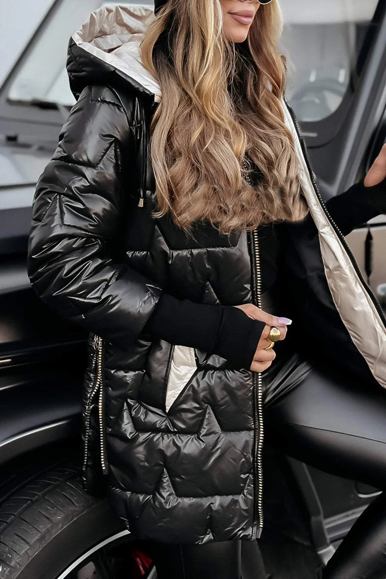Anna™ | Abrigo de invierno elegante con capucha y acolchado