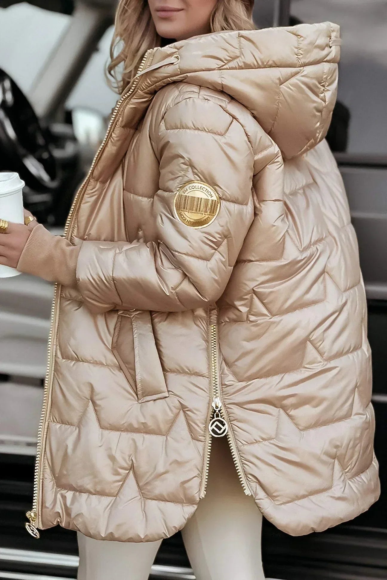 Anna™ | Abrigo de invierno elegante con capucha y acolchado