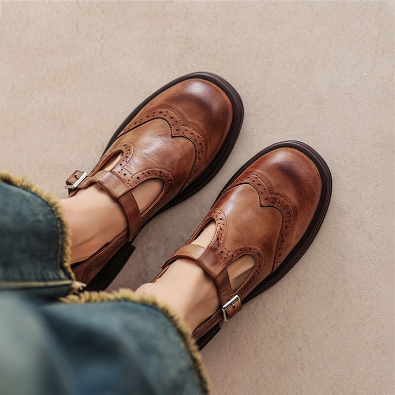 Élan Urbain™ | ELEGANTES MARY JANES DE CUERO