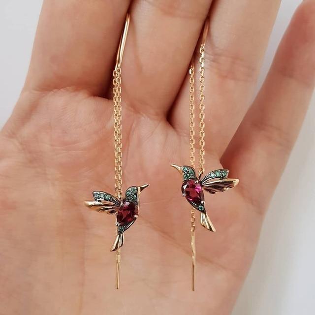 Pendientes de esmalte y circonio con forma de colibrí